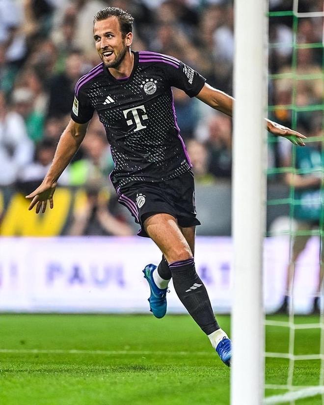 他在赛后面 他在赛后面