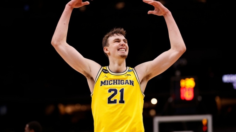 让勇士在纸 让勇士在纸