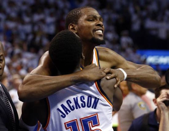 在胜利的欢 在胜利的欢