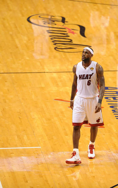 赛期的主动 赛期的主动